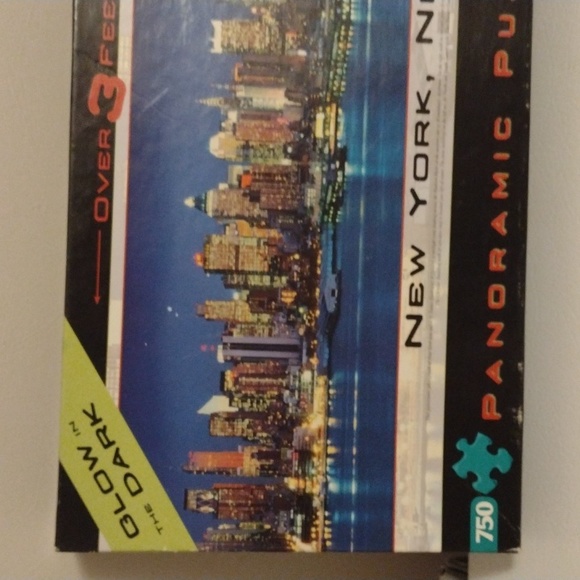 Jigsaw New York panoramic puzzle NWOT - Picture 2 of 10